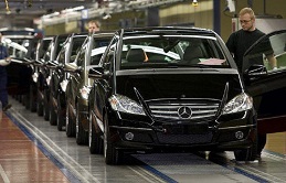 5.daimler_invests_600_millions_in_the_ex